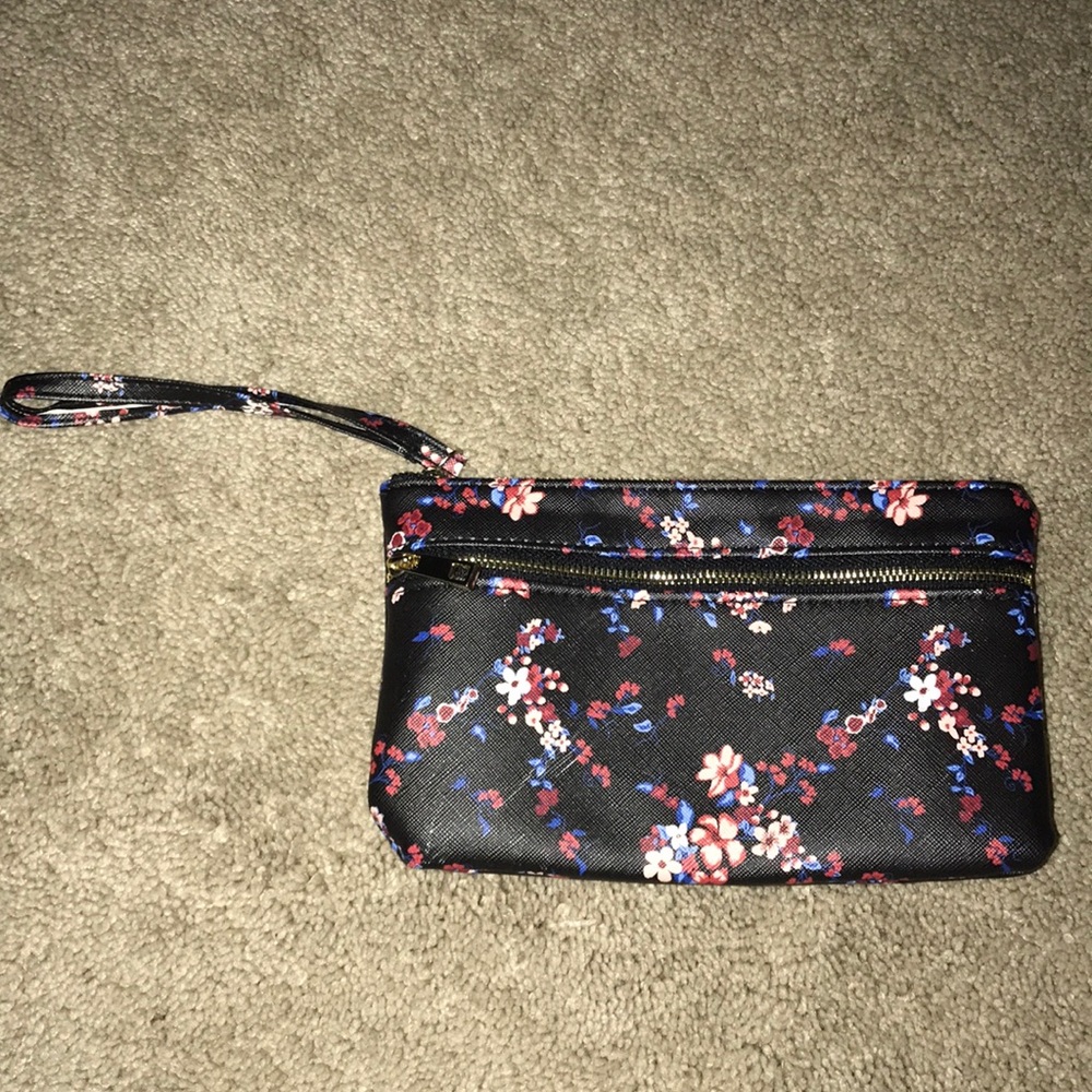 Wristlet Pouch